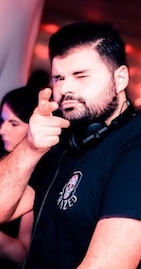 DJ für Hochzeit & Event in München – Unvergesslich. Echt. Aviis.